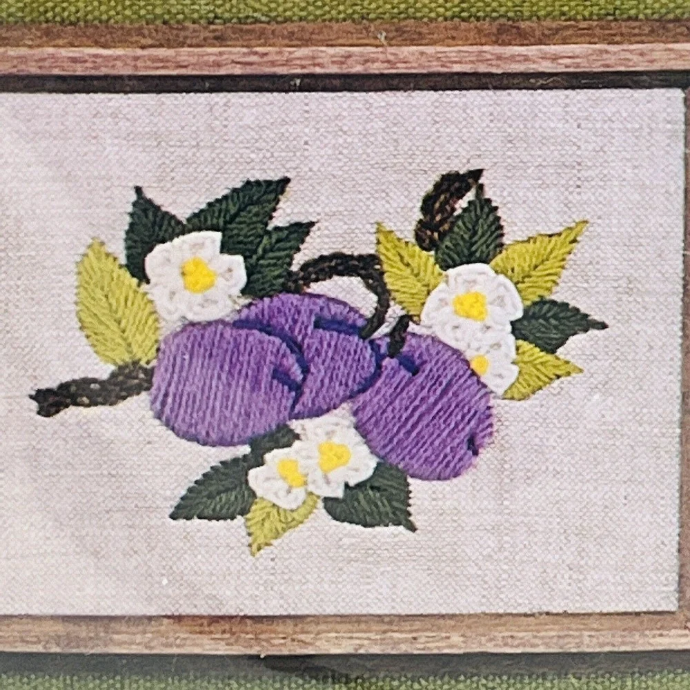Vintage Golden Bee Stitchery 302 Mini Plums‎ Picture Crewel Kit 6x8